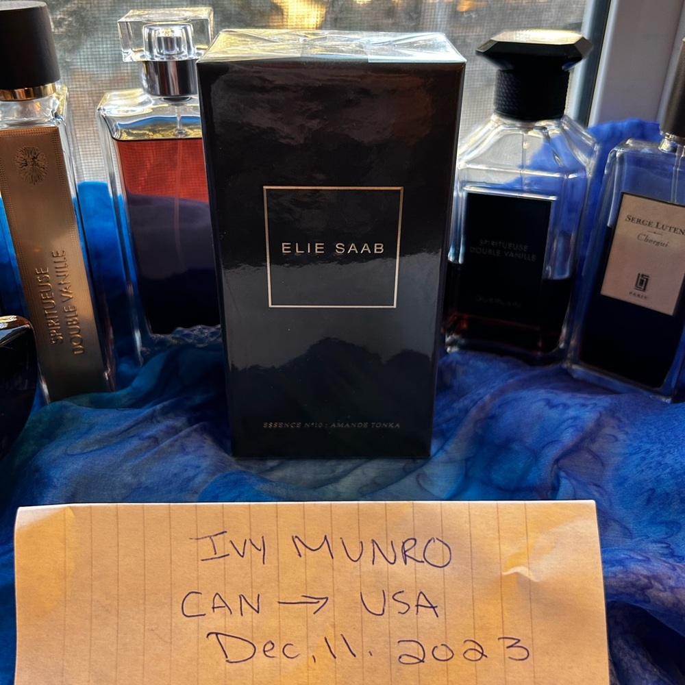 Elie Saab Amande & Tonka Essence no.10